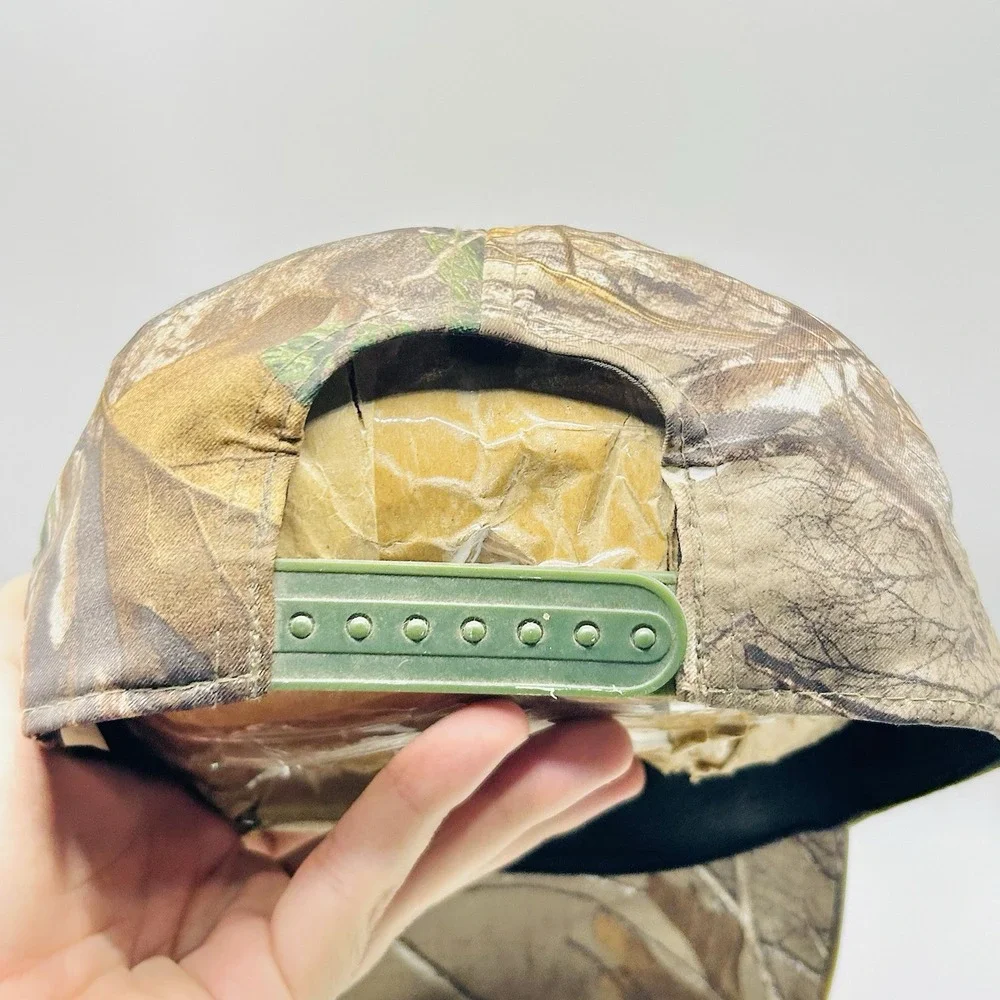 Under Armour USA Flag Logo Camo Hat Cap Adjustable Snapback Brown Hunting Casual